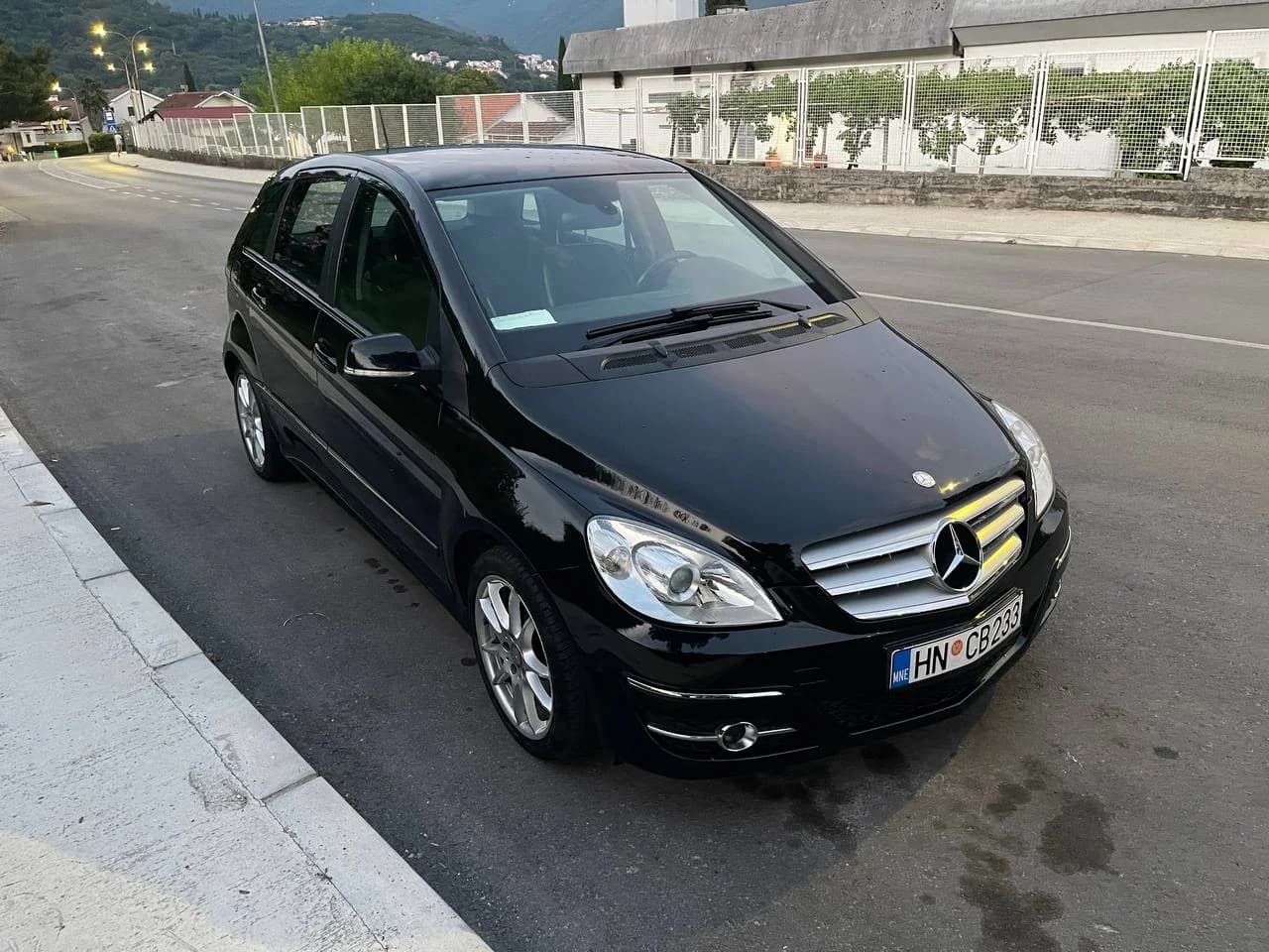 Продается Mercedes-Benz B-Class 180 (w245) - 1