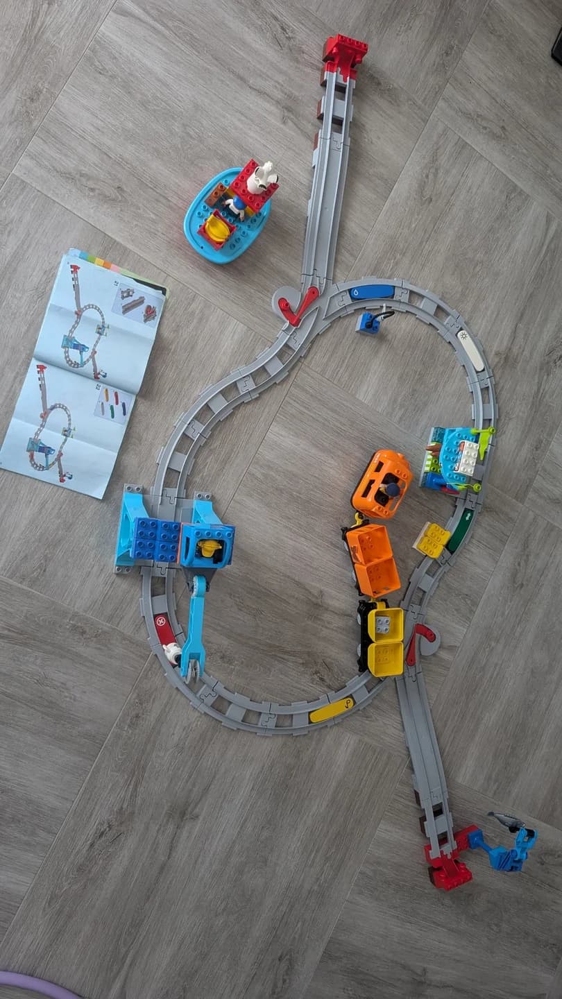 Продаю интерактивный «Грузовой поезд» LEGO DUPLO (10875) - 1