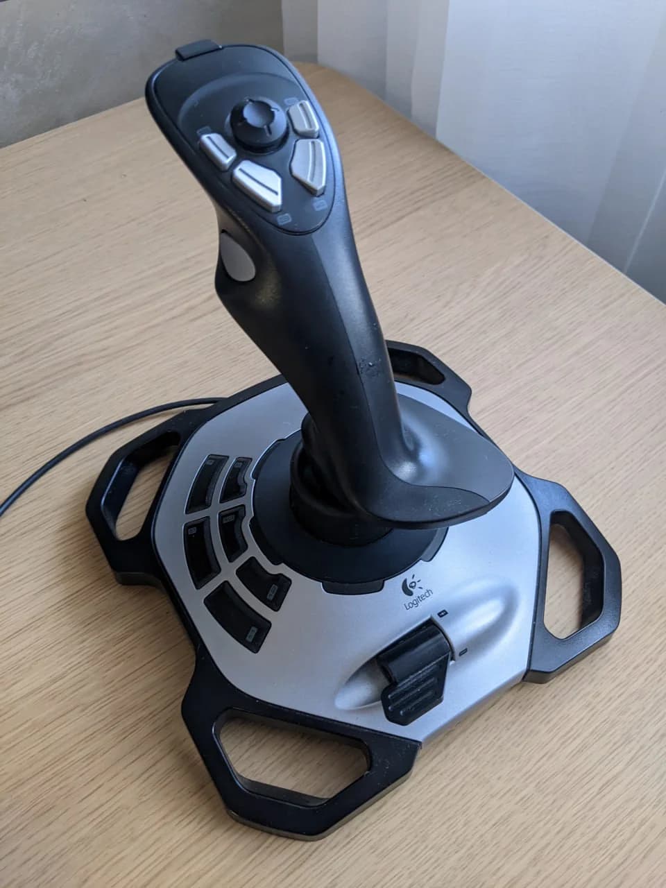 Джойстик Logitech 3D Pro - 1
