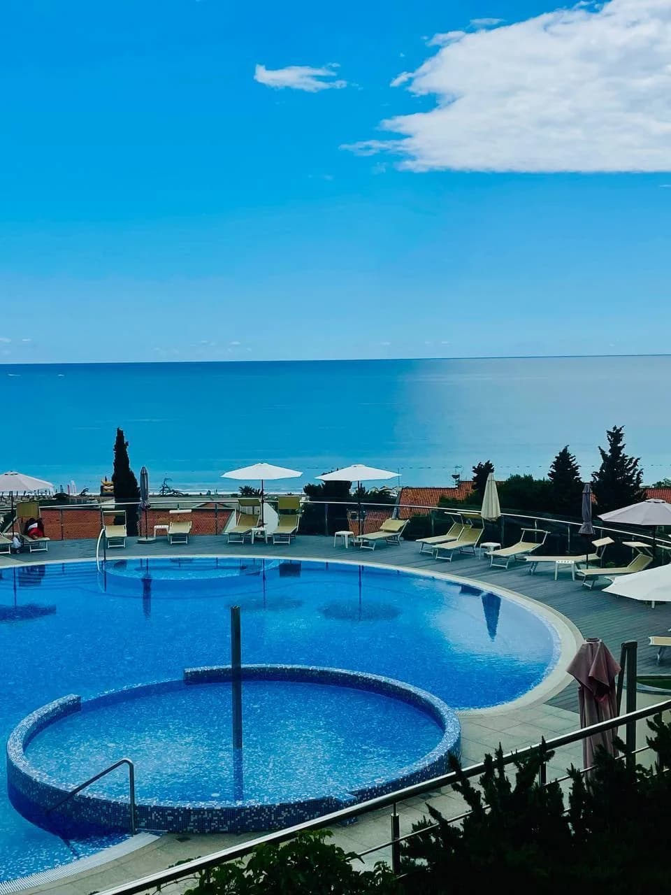 🌊 Море в 5 минутах пешком! Аренда квартиры с 1 спальней в Belvedere Residence, Бечичи - 1