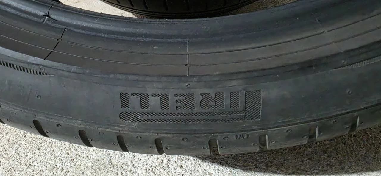 ПРОДАЮ КОМПЛЕКТ ЛЕТНИХ ШИН PIRELLI P ZERO - 1