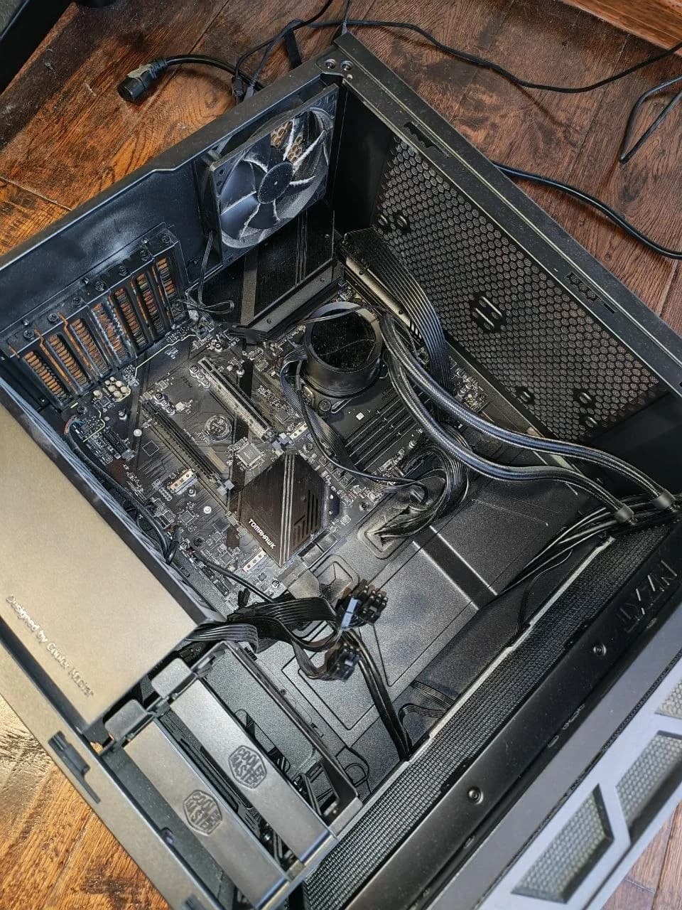 Комплект / Основа для мощного ПК (Корпус + БП Platinum ATX 3.0 + Водянка + Материнская плата AM5) - 1