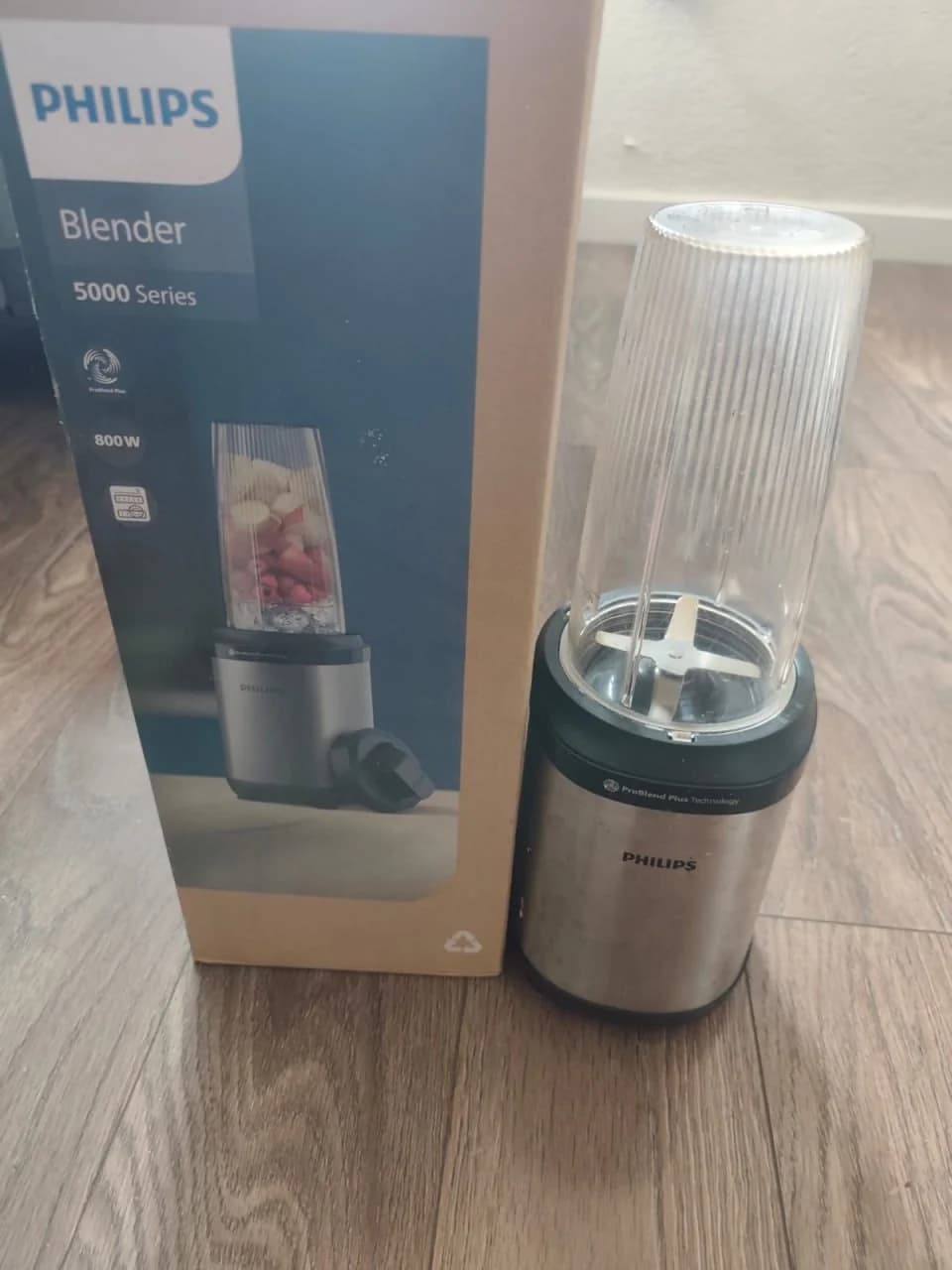 Блендер вертикальный Philips HR2764 - 1