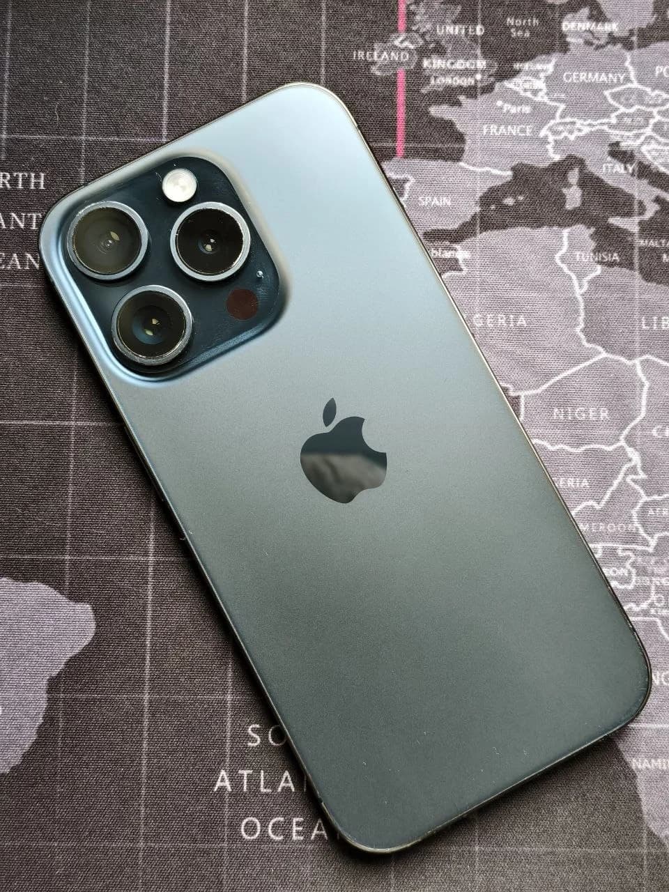 Продам iPhone 15 Pro 8/256 eSIM. - 1