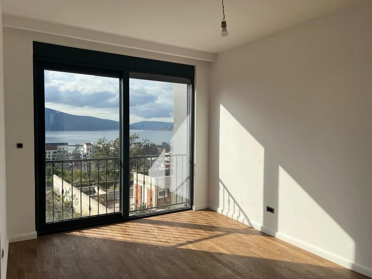 Двухуровневая квартира, 124 м², Тиват - 1