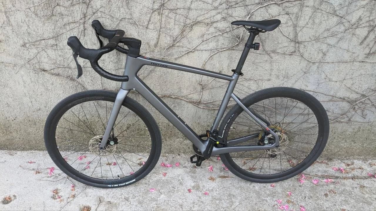 Twitter Gravel V1 Carbon, 2025 - 1