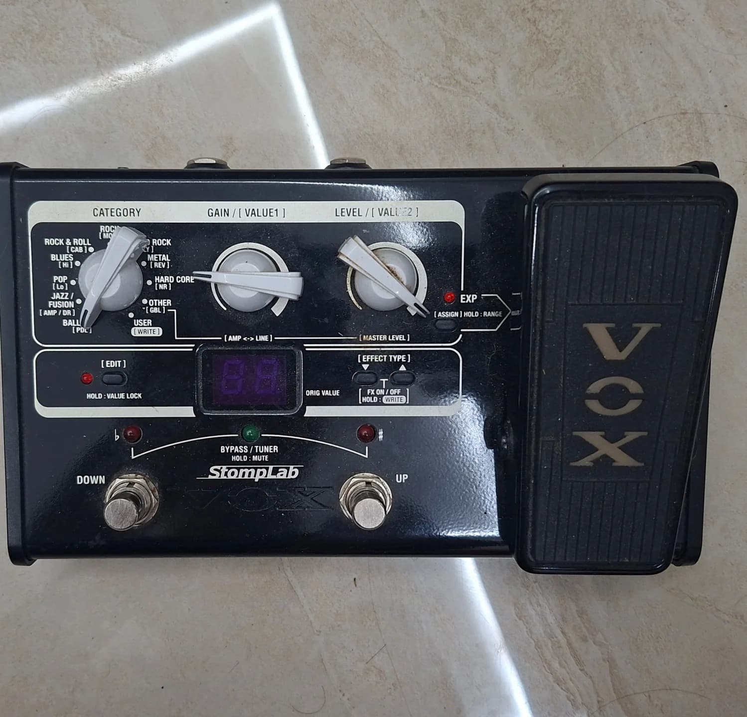 Продаю VOX StompLab G2 - новый! - 1