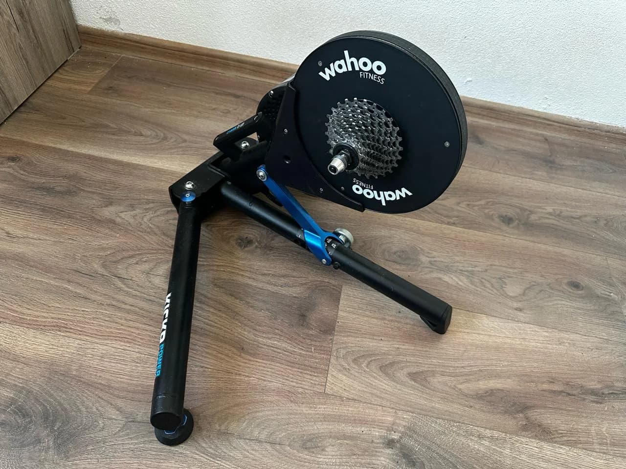 Велостанок Wahoo KICKR (direct drive) - 1