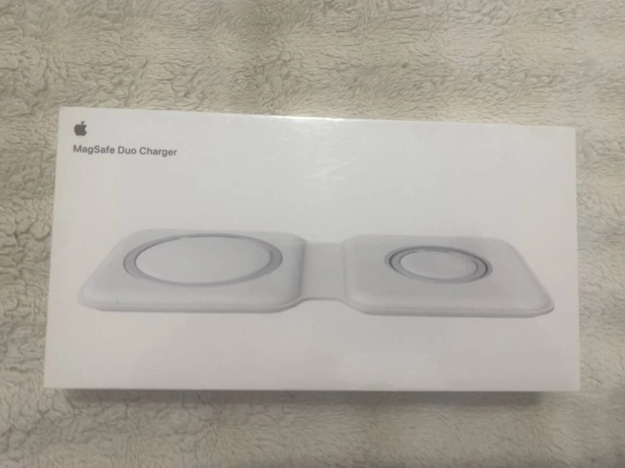 Продам Apple MagSafe Duo Charger (модель A2458) - 1