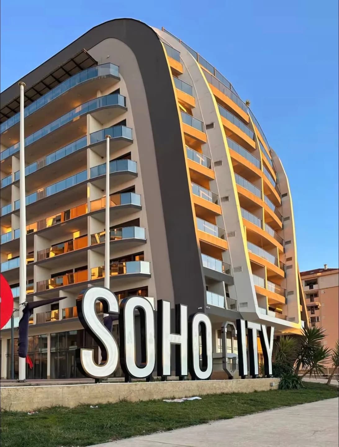 ПРОДАЁТСЯ СТУДИЯ 34 М² В SOHO CITY, БАР – ПАНОРАМНЫЙ ВИД НА МОРЕ И ГОРЫ - 1